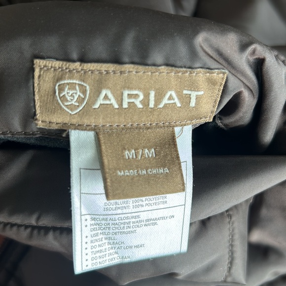 Men’s Ariat reversible puffer vest - Picture 6 of 6